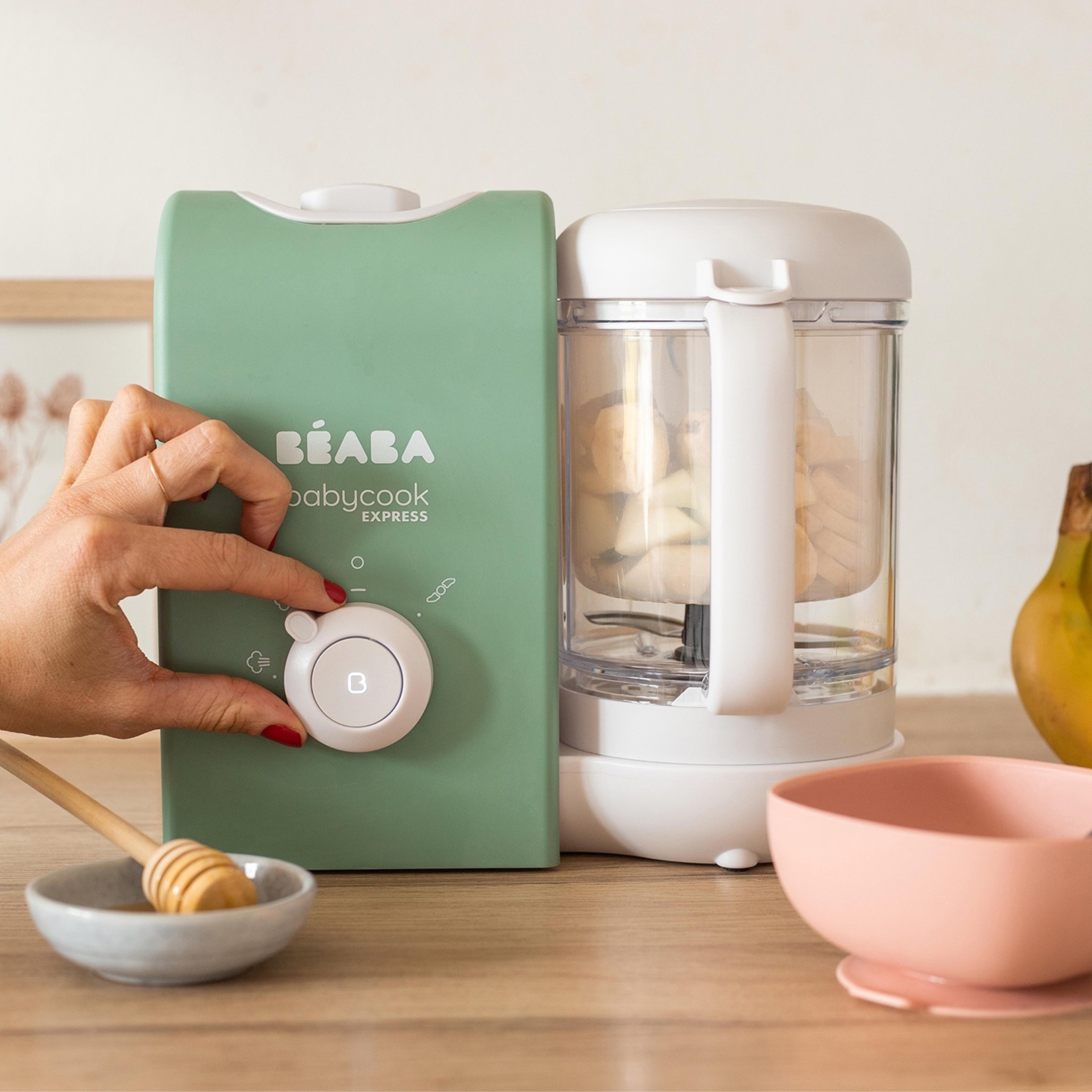 Пароварка-блендер Beaba Babycook Express Оливковий