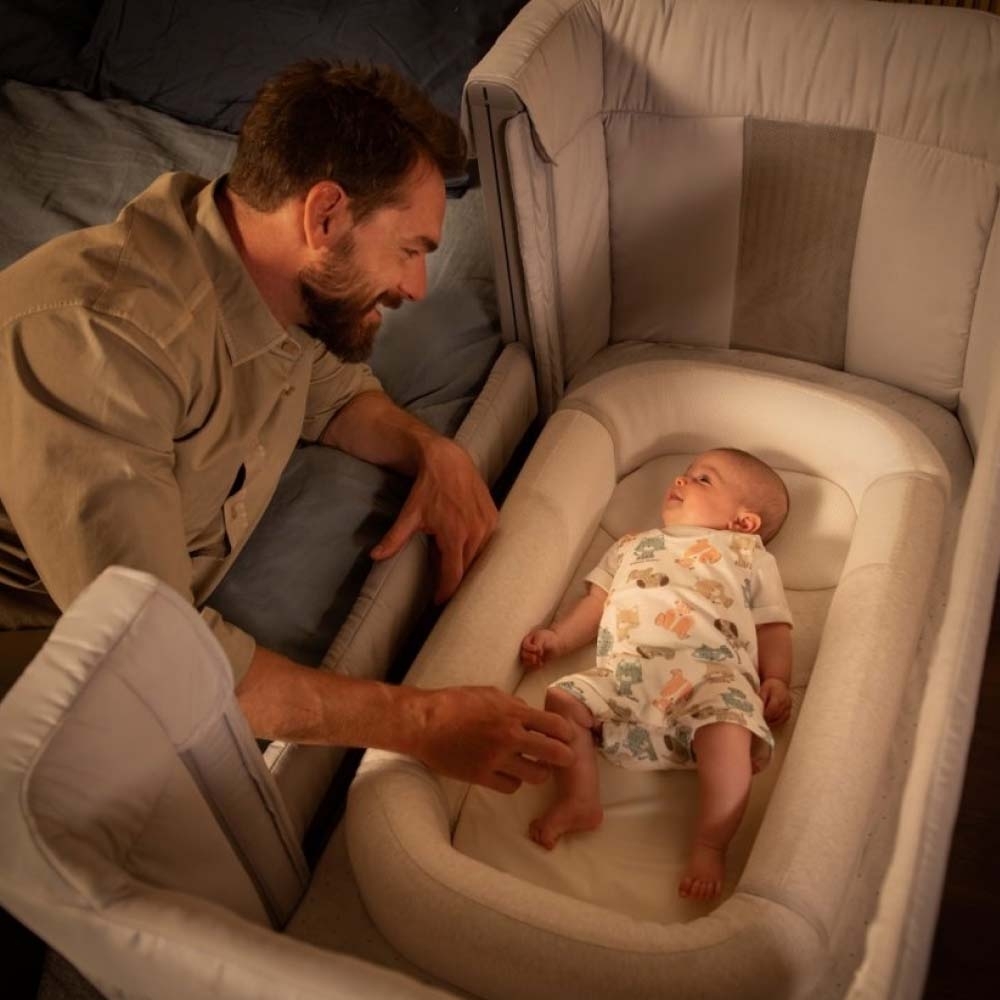 Ергономічний матрац-кокон 3 в 1 Chicco Mommy Pod бежевий