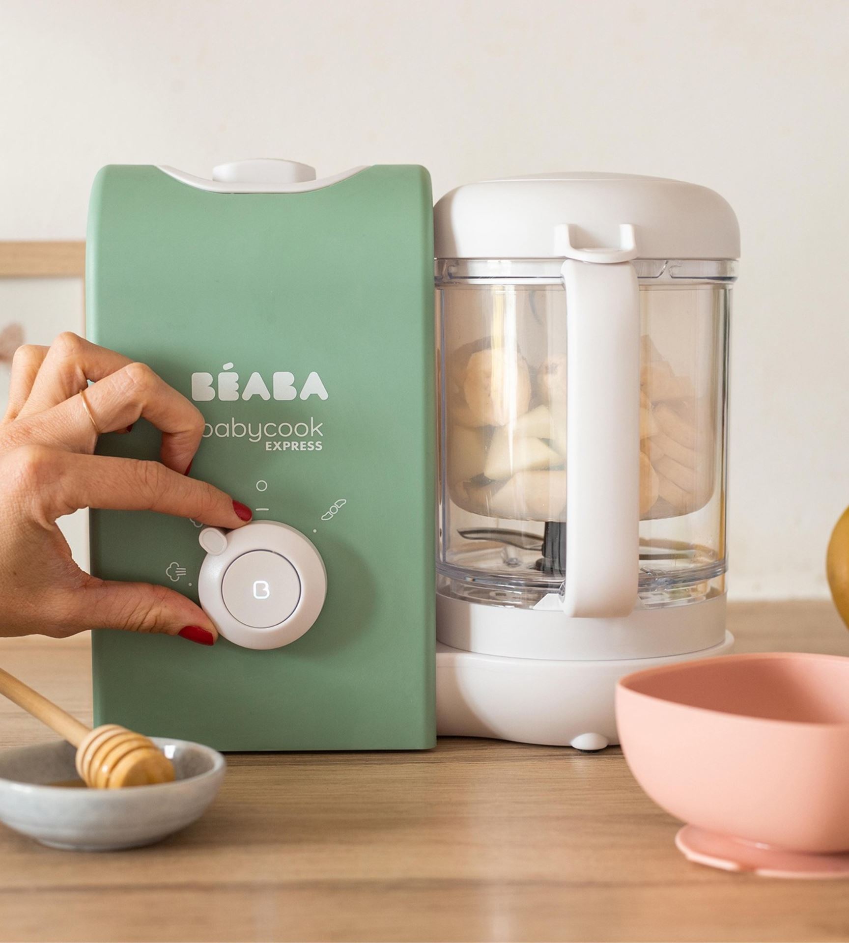 Пароварка-блендер Beaba Babycook Express Оливковий